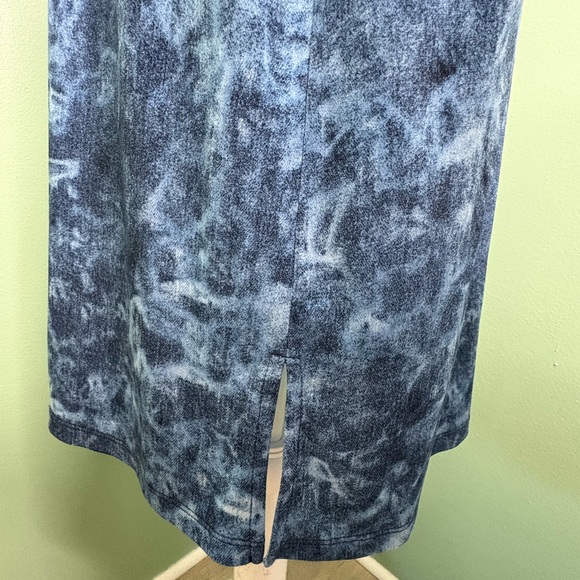 Michael Kors Blue Tie-Dye Top with Gold Detail Dress - Picture 6 of 8